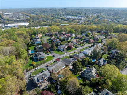 $1,397,500 | 7 Parkway East, Yonkers, NY 10701