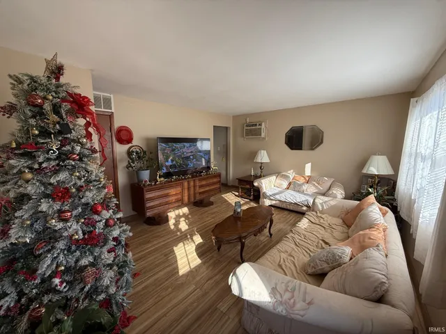 $224,900 | 338 North Bill Street, Francesville, IN 47946