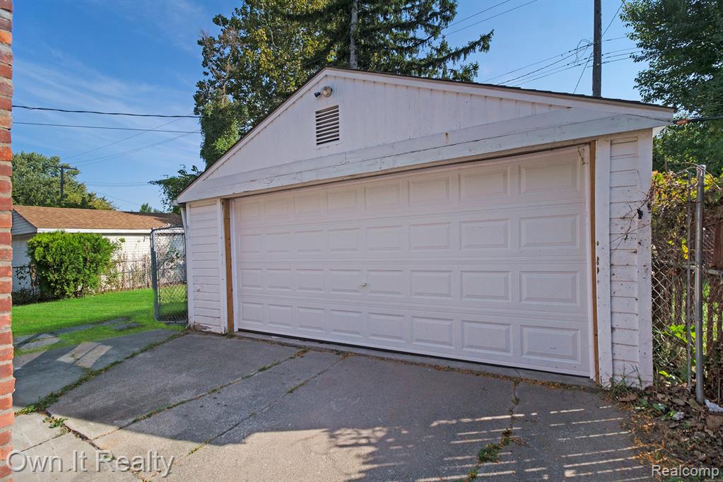 11662 Chatham Redford, MI 48239 - Photo 26 of 26