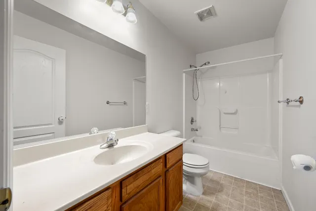 $329,000 | 4727 Tall Oak Drive, Aurora, IN 47001