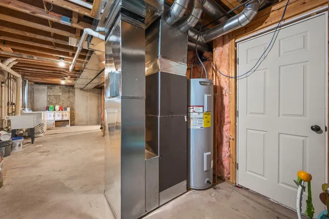 $329,000 | 4727 Tall Oak Drive, Aurora, IN 47001