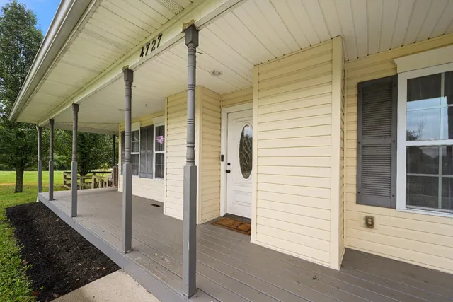 $329,000 | 4727 Tall Oak Drive, Aurora, IN 47001