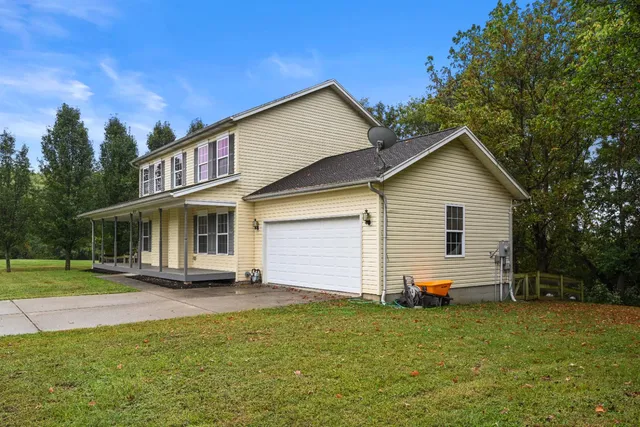 $329,000 | 4727 Tall Oak Drive, Aurora, IN 47001