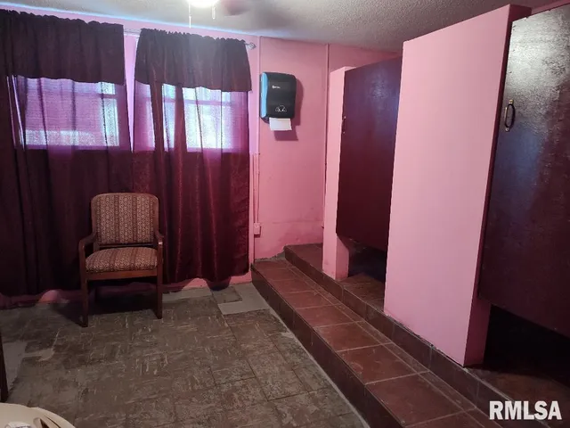 $80,000 | 130 South Blanche Street, Mounds, IL 62964