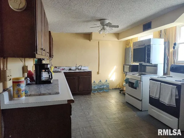 $80,000 | 130 South Blanche Street, Mounds, IL 62964