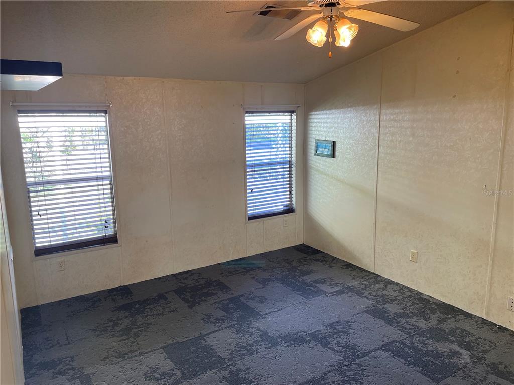 8929 Honeywell Road Gibsonton, FL 33534 - Photo 8 of 15