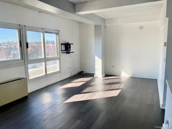 $3,000 | 1 Landmark Square, Unit 628, Port Chester, NY 10573