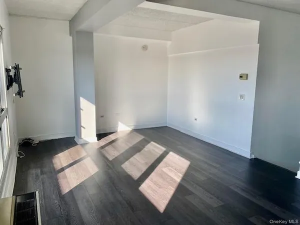 $3,000 | 1 Landmark Square, Unit 628, Port Chester, NY 10573