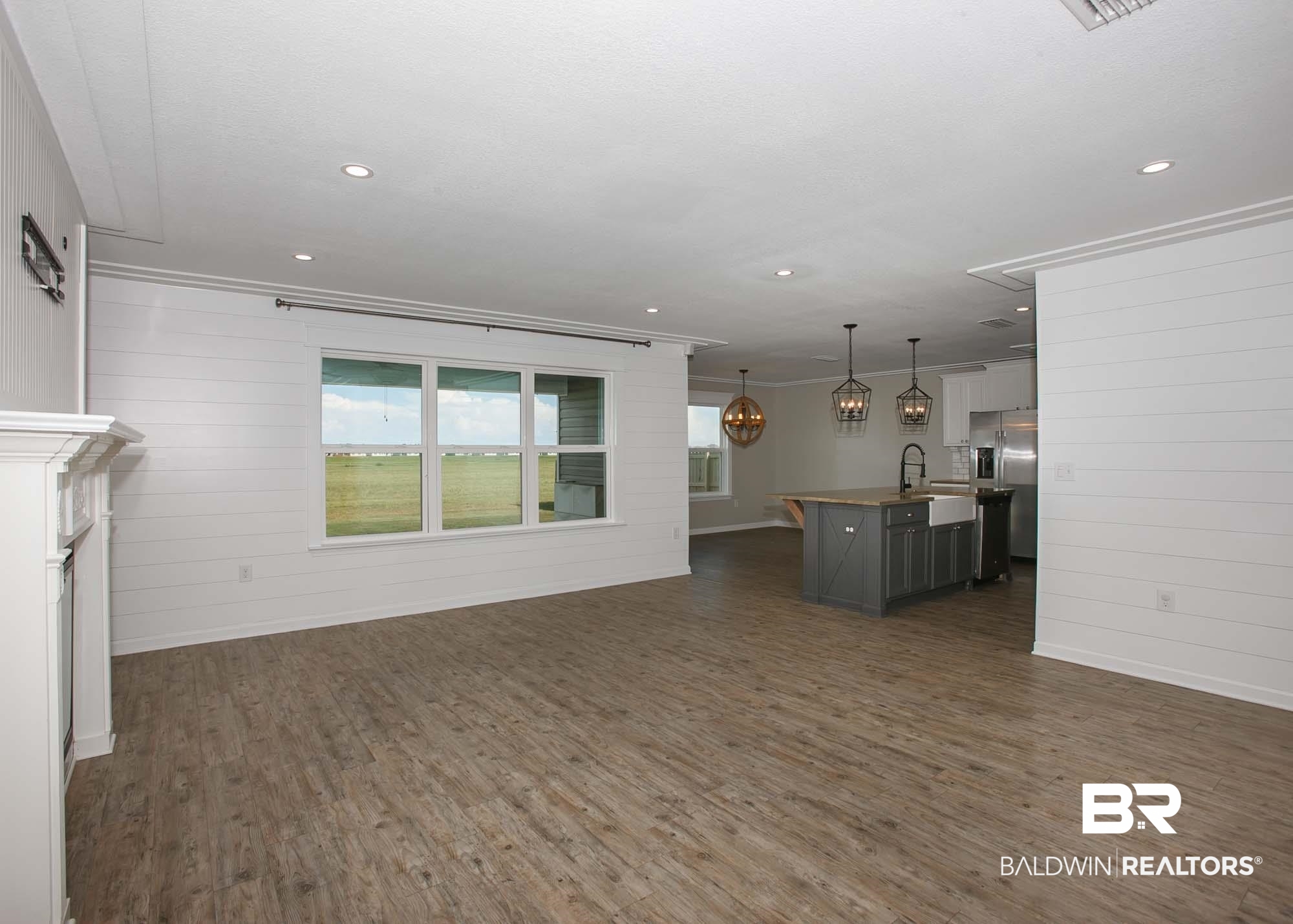 6882 Crimson Ridge Street Gulf Shores, AL 36542 - Photo 12 of 50 Living Room