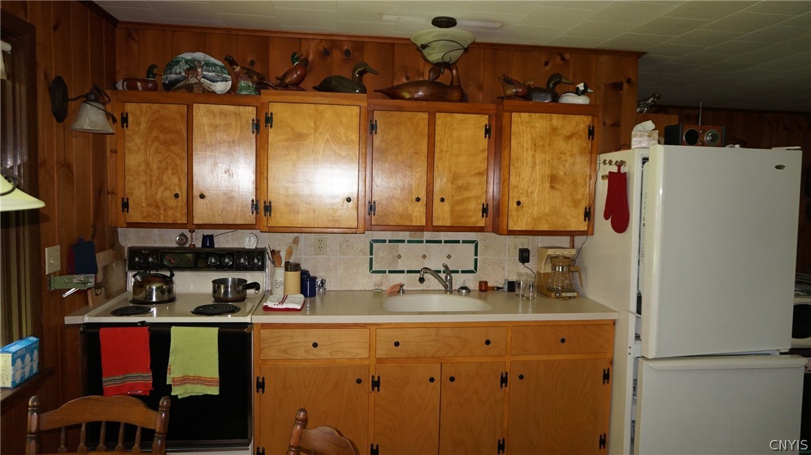 519 Harvester Mill Road Redfield, NY 13437 - Photo 20 of 34