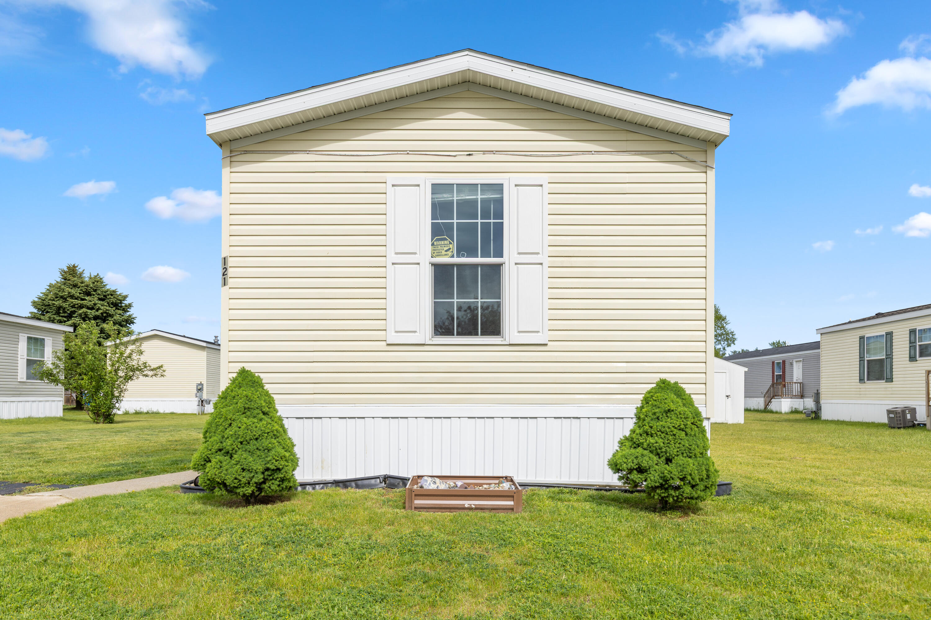 360 East Tuttle Road, Unit 121 Ionia, MI 48846 - Photo 2 of 20 360-E-Tuttle_002