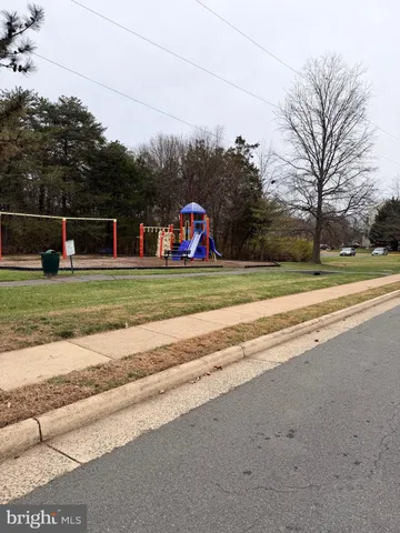 $2,900 | 46754 Woodmint Terrace, Sterling, VA 20164