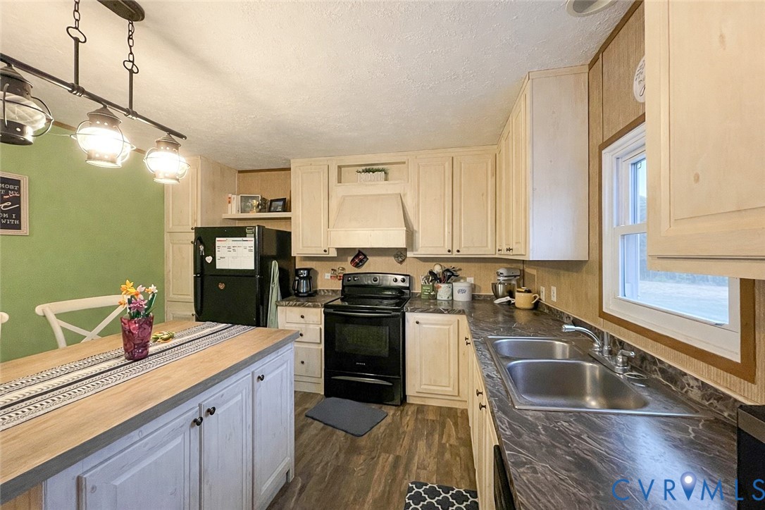 8220 New Grove Road Victoria, VA 23974 - Photo 6 of 25