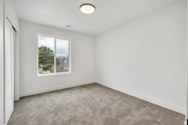 354 East 7635 S Street Sandy, UT 84047 - Photo 12 of 28