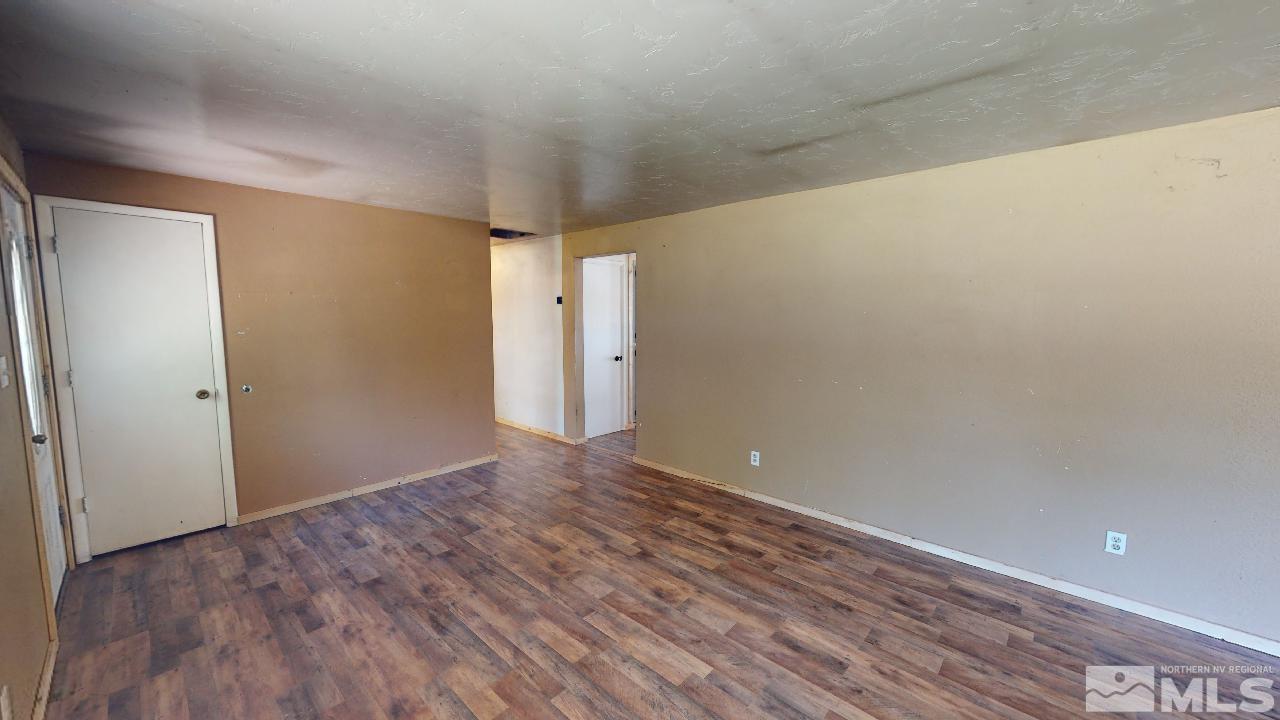 11630 Overland Road Reno, NV 89506 - Photo 9 of 38 Photo 9