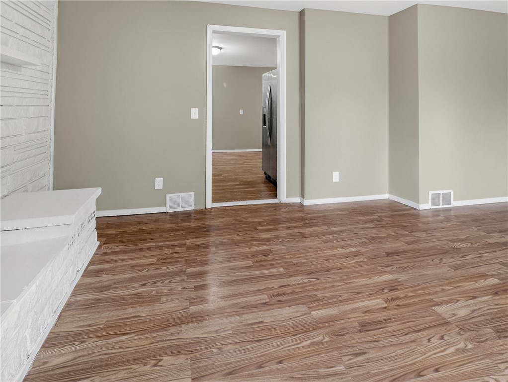 791 West Broad Street Rochester, NY 14608 - Photo 12 of 31