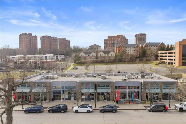 $200,000 | 4942 Walnut Street, Unit 2 SOUTH, Kansas City, MO 64112