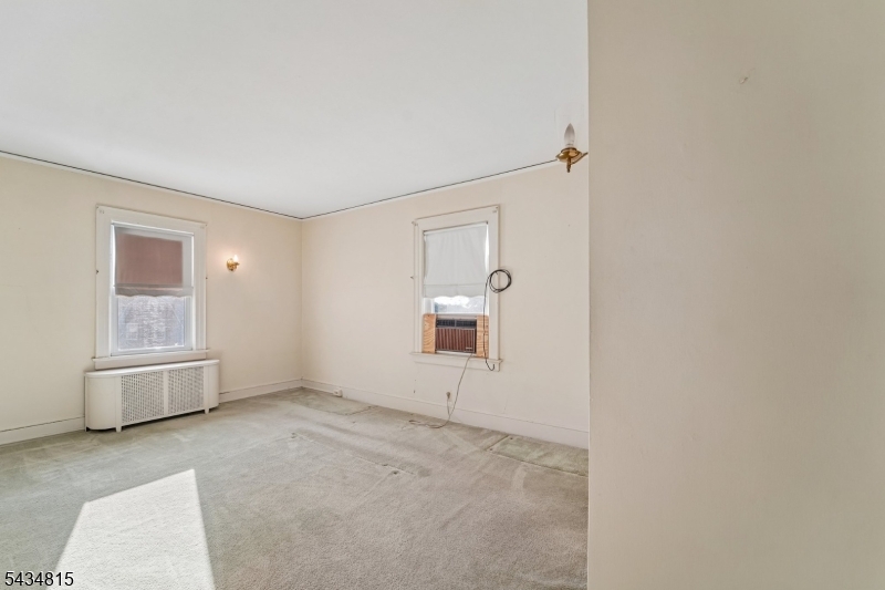 124 Walker Road West Orange, NJ 07052 - Photo 28 of 37