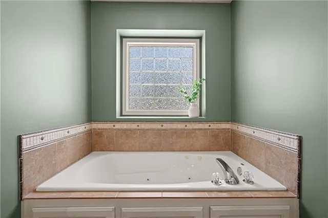 $335,000 | 1716 Northwest Nicholas Drive, Grain Valley, MO 64029