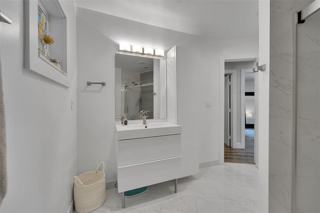 5351 Godfrey Road Parkland, FL 33067 - Photo 35 of 100