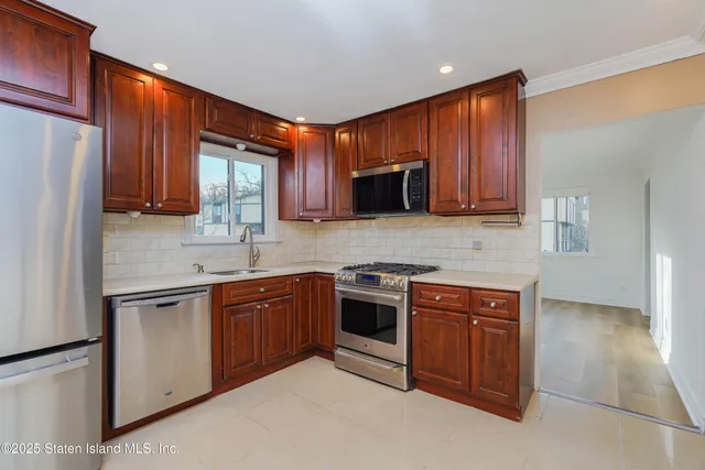 $629,900 | 17 Parkview Loop | Bulls Head