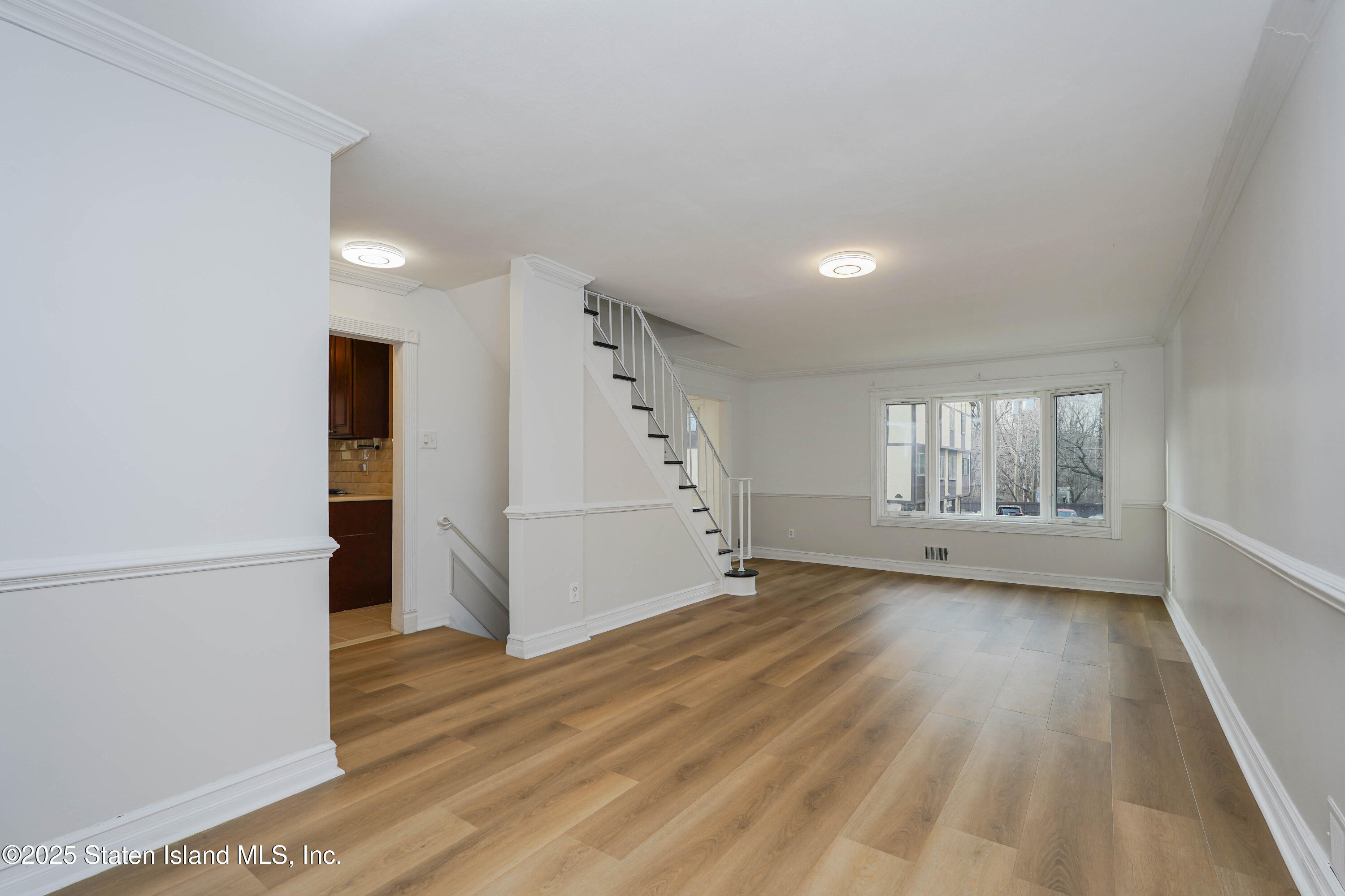 17 Parkview Loop Staten Island, NY 10314 - Photo 20 of 32 Photo Feb 19 2025, 8 13 23 PM