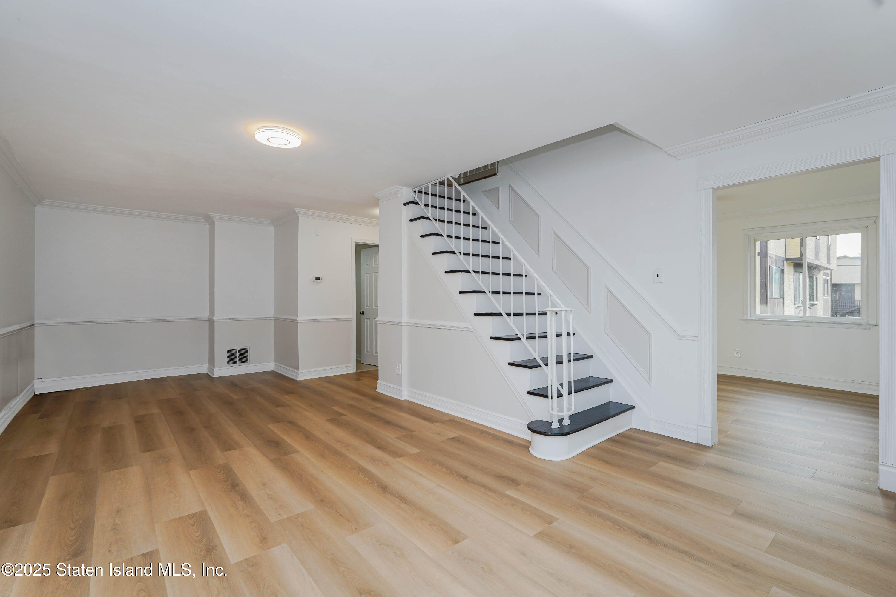 17 Parkview Loop Staten Island, NY 10314 - Photo 22 of 32 Photo Feb 19 2025, 8 13 48 PM