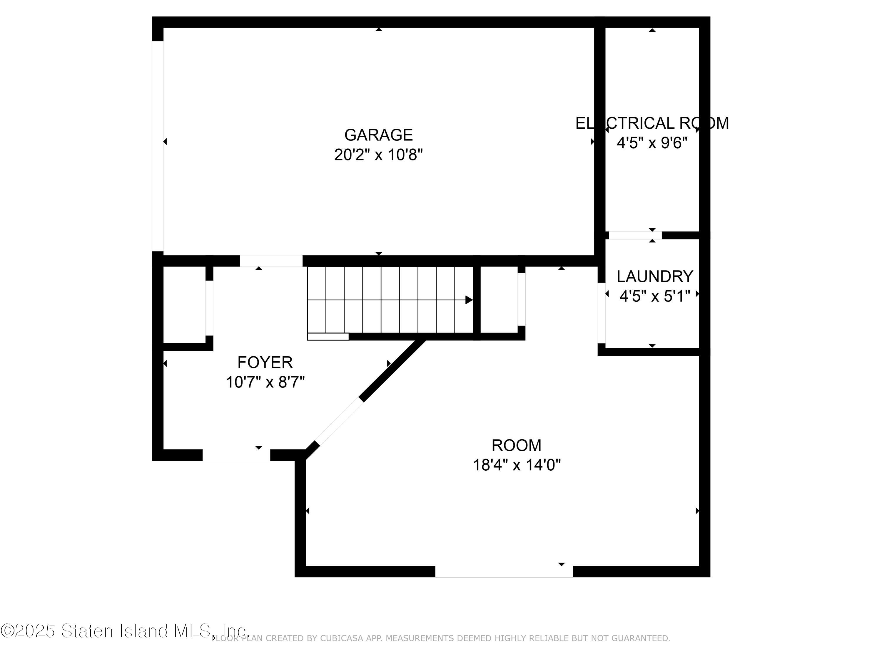 17 Parkview Loop Staten Island, NY 10314 - Photo 4 of 32 Photo Feb 20 2025, 6 07 44 AM (2)