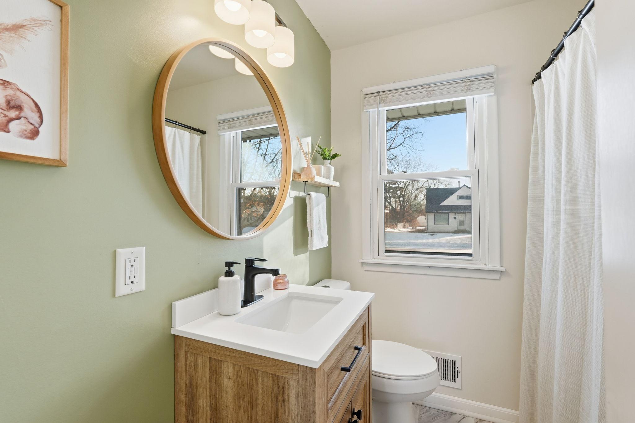 5741 Perry Avenue North Crystal, MN 55429 - Photo 20 of 42