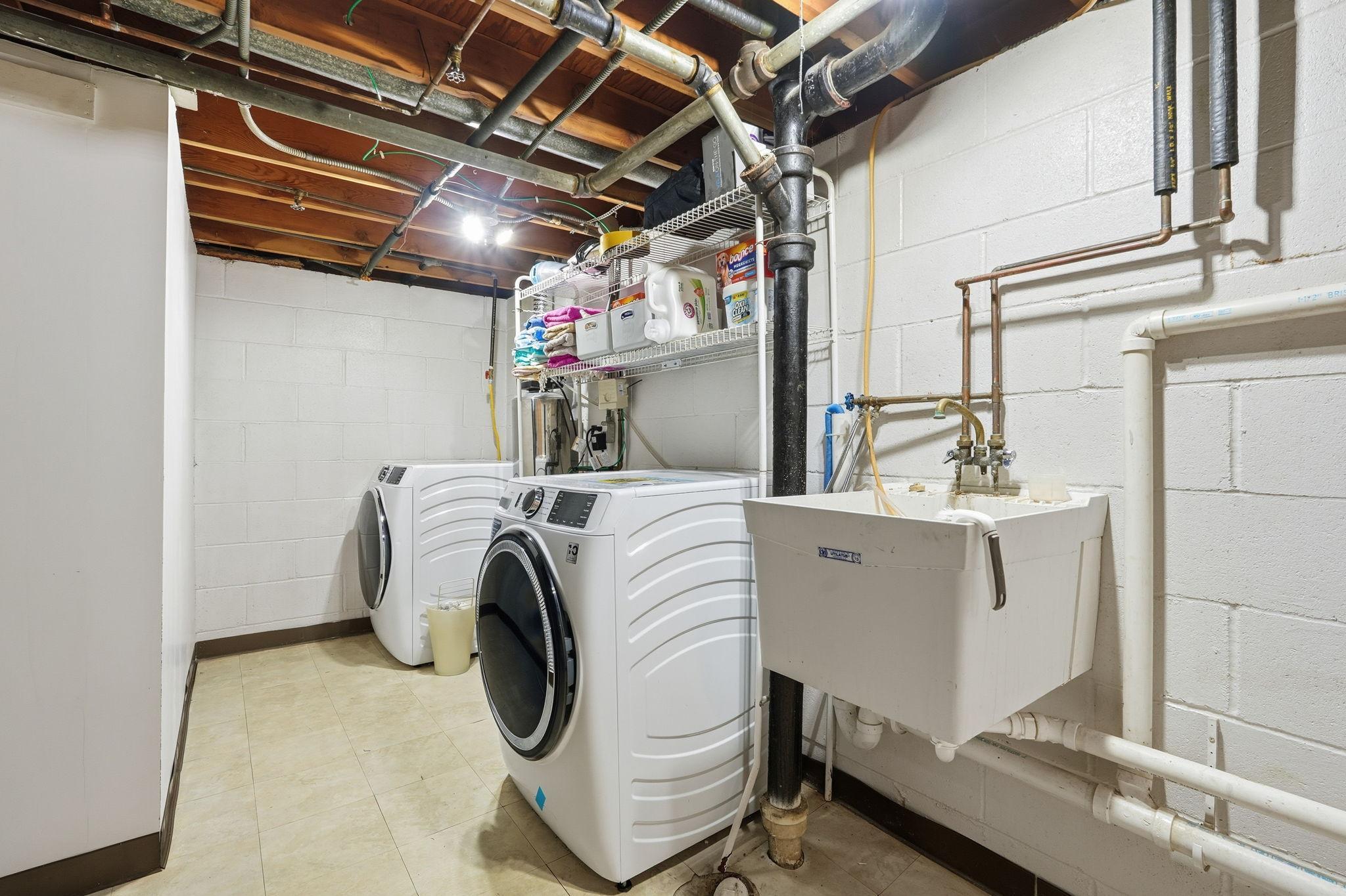 5741 Perry Avenue North Crystal, MN 55429 - Photo 35 of 42