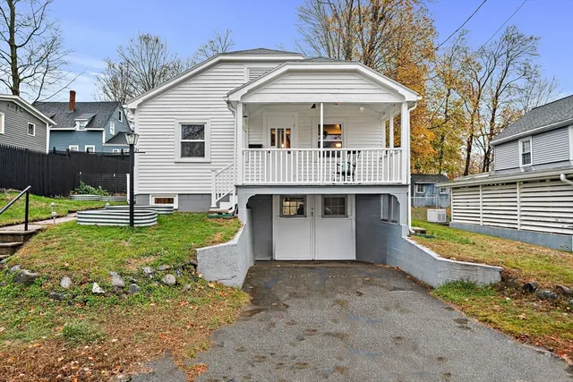 $449,900 | 21 Green Street, Merrimac, MA 01860