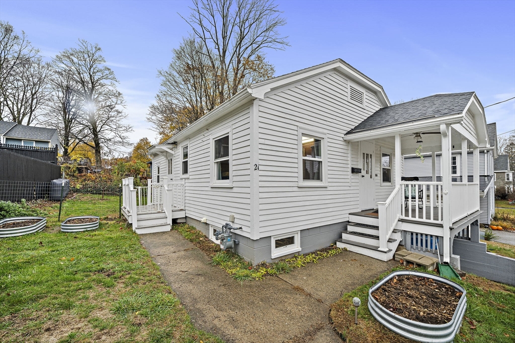 21 Green Street Merrimac, MA 01860 - Photo 27 of 36 Gallery Image 27
