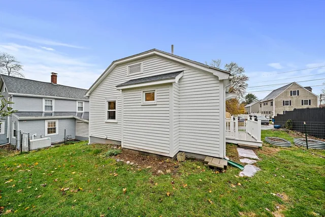 $449,900 | 21 Green Street, Merrimac, MA 01860