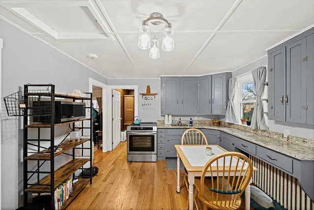 $449,900 | 21 Green Street, Merrimac, MA 01860