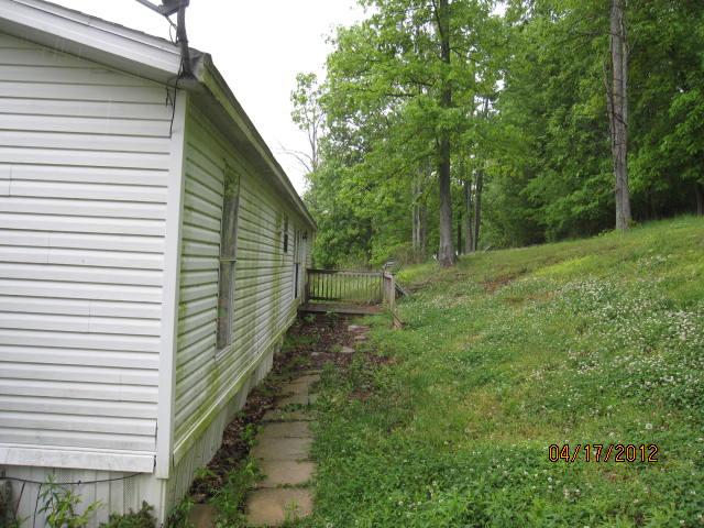 1050 Cheek Road Lewisburg, TN 37091 - Photo 2 of 11 Gallery Image 2