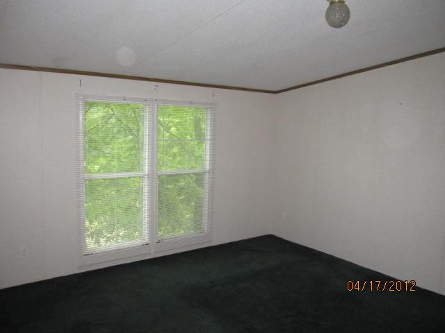 1050 Cheek Road Lewisburg, TN 37091 - Photo 9 of 11 Gallery Image 9