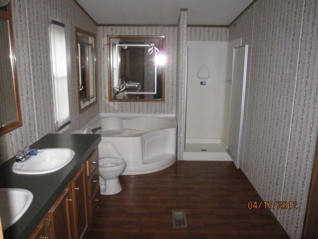 1050 Cheek Road Lewisburg, TN 37091 - Photo 10 of 11 Gallery Image 10