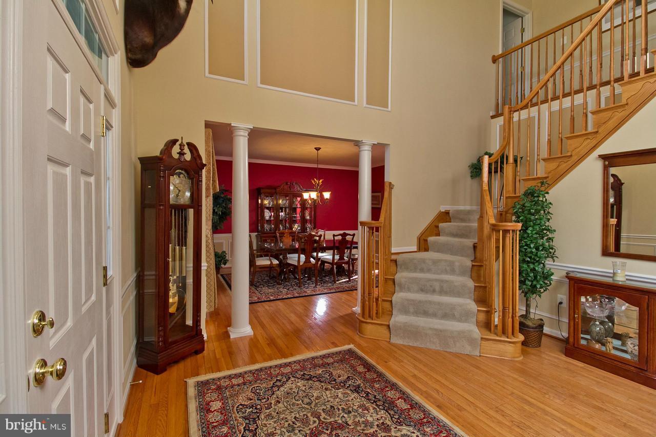 6532 Ford Road Frederick, MD 21702 - Photo 5 of 30 The first impression your guests will see ..