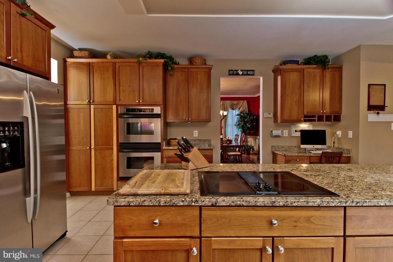 6532 Ford Road Frederick, MD 21702 - Photo 8 of 30 Kitchen has Shaker style cabinet doors