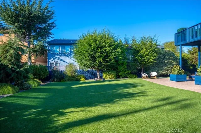 $1,600,000 | 365 Bristol Street, Cambria, CA 93428