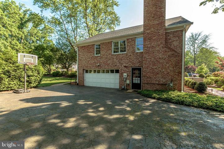1214 Vinita Lane McLean, VA 22102 - Photo 19 of 20 2 Car Garage
