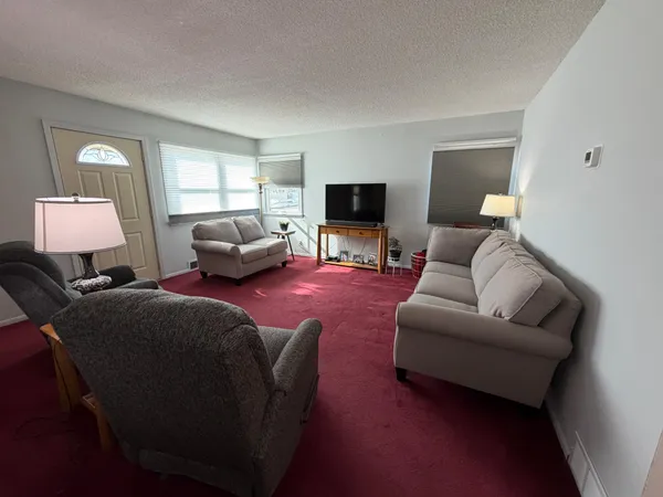 $234,900 | 401 Center Street East, Roseau, MN 56751