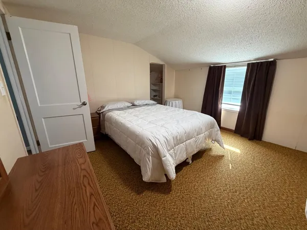 $234,900 | 401 Center Street East, Roseau, MN 56751