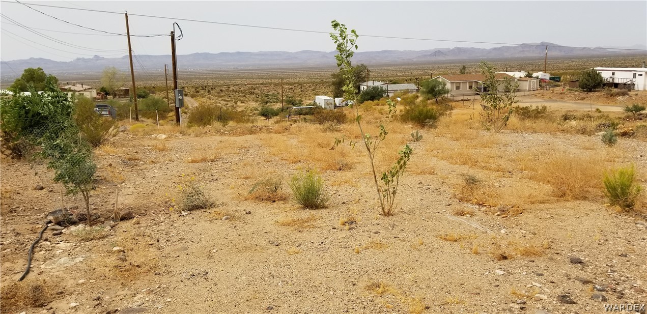 4550 Smoketree Road Golden Valley, AZ 86413 - Photo 27 of 38 a view of lake