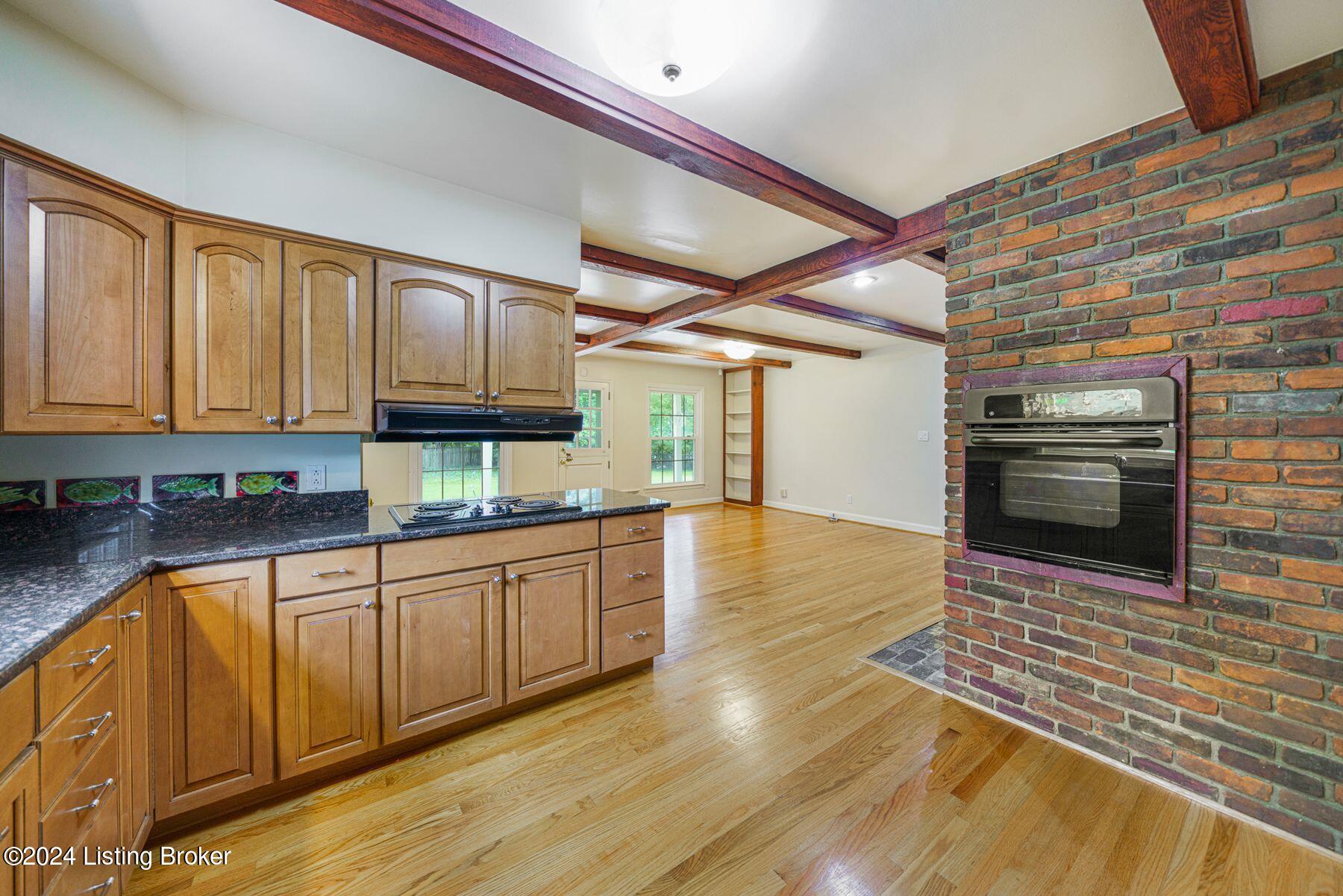 4704 Crofton Road Louisville, KY 40207 - Photo 18 of 49 Red Oak Hardwoods