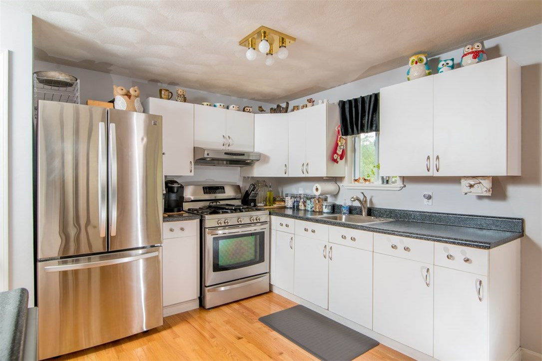 334 Old Forge Road Warwick, RI 02818 - Photo 4 of 16