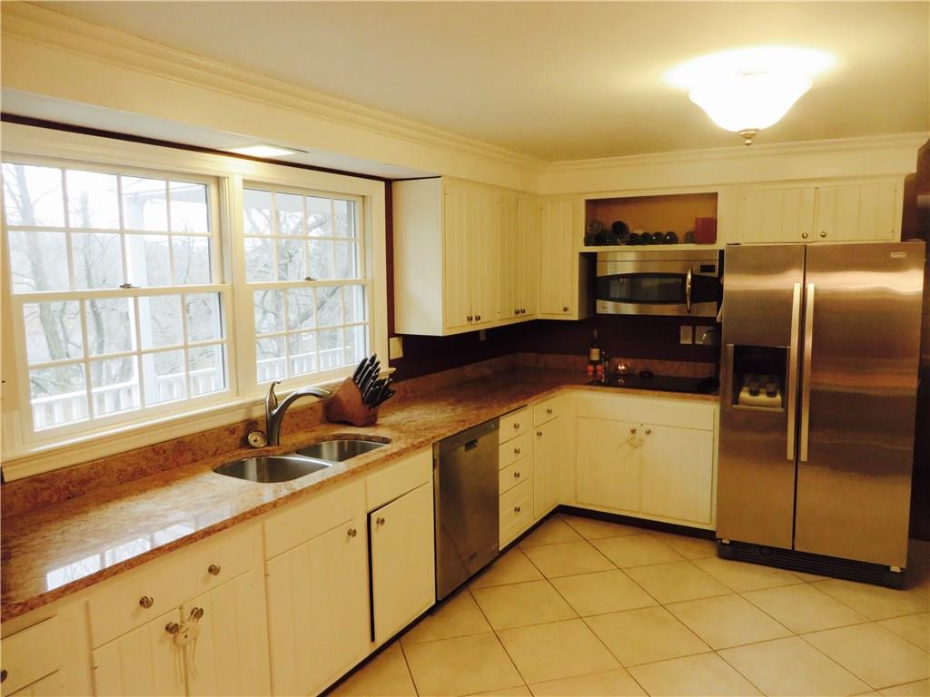 181 Seegar Road Upper St. Clair, PA 15241 - Photo 3 of 25 Gallery Image 3