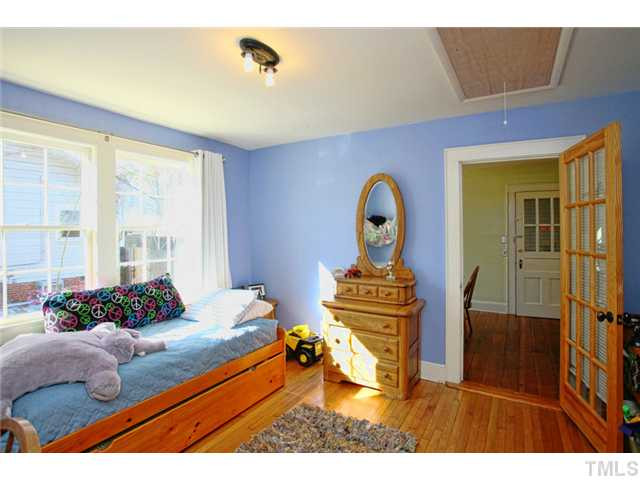 2316 Chapel Hill Road Durham, NC 27707 - Photo 19 of 23 Light and airy - great for kids!