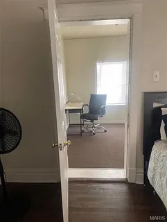 $425,000 | 4978 Chippewa Street, St. Louis, MO 63109