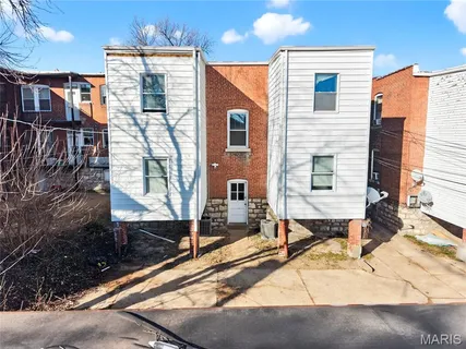 $425,000 | 4978 Chippewa Street, St. Louis, MO 63109